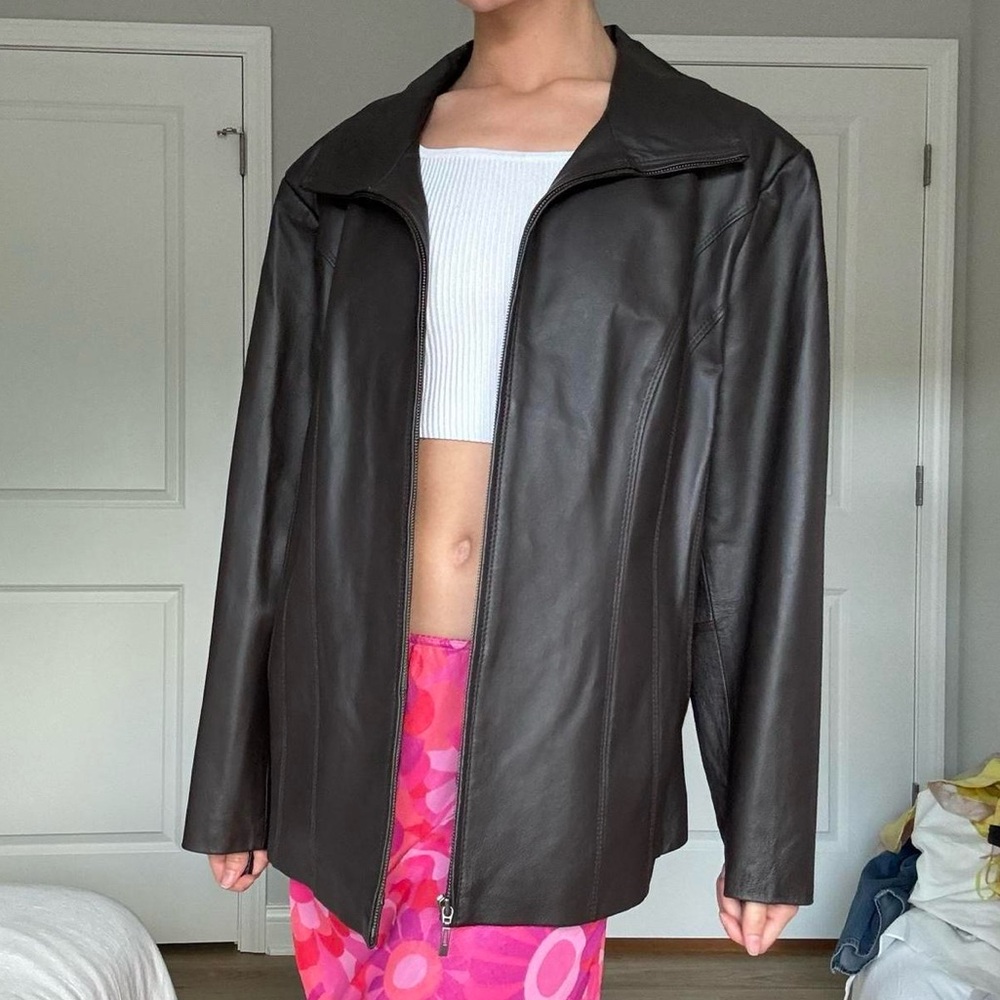 Vintage brown zip up leather jacket